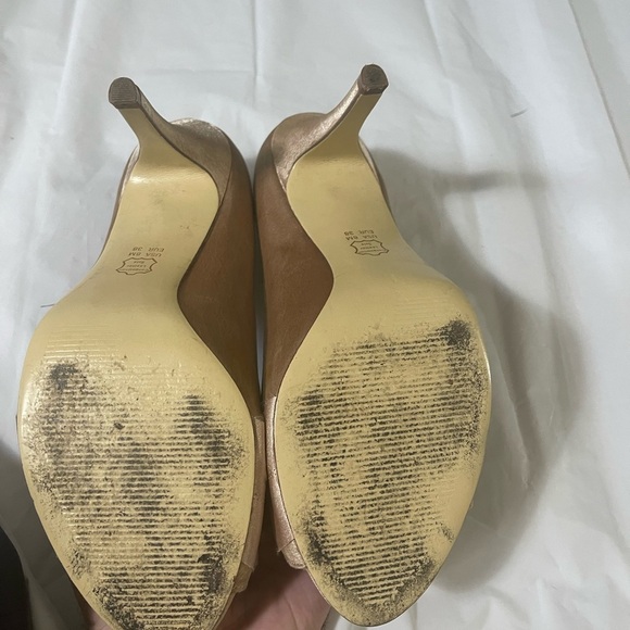 The Tough of Nina Women’s size 8 gold - Picture 10 of 10